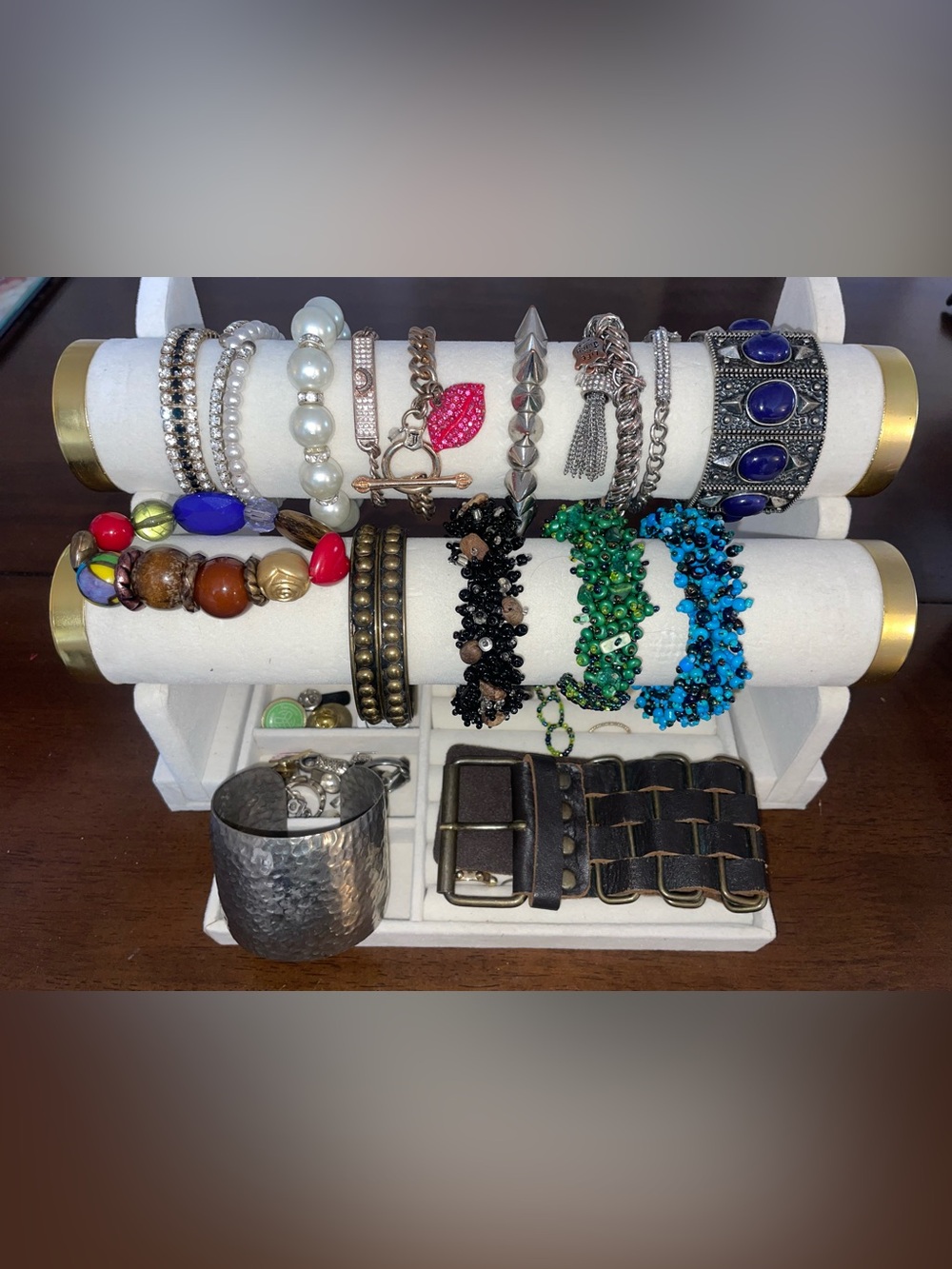 Jewelry - SEE DETAILS - Picture 9 of 9